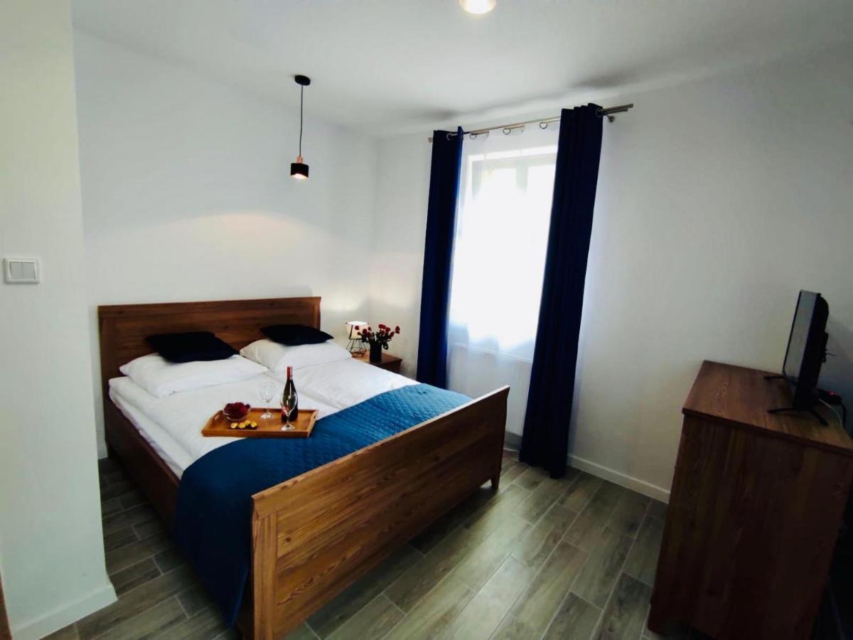Apartament Blekit Fal Ustka Apartman Kültér fotó