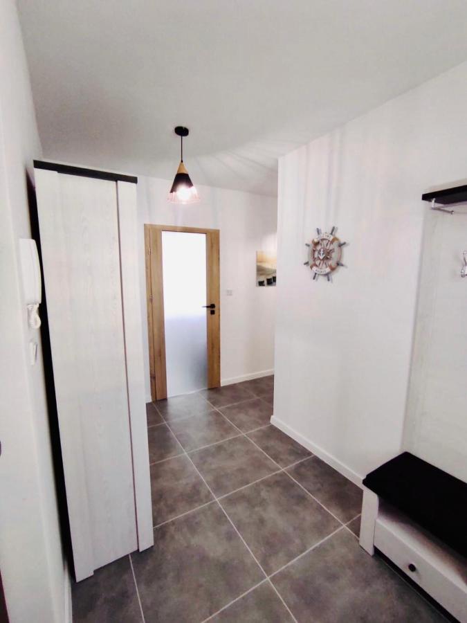 Apartament Blekit Fal Ustka Apartman Kültér fotó